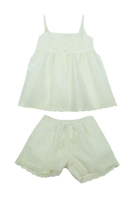 Conjunto Menina